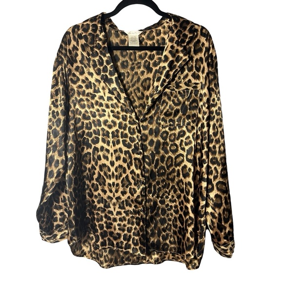 Secret Treasures Leopard Print Satin Pajama Top - Picture 1 of 5